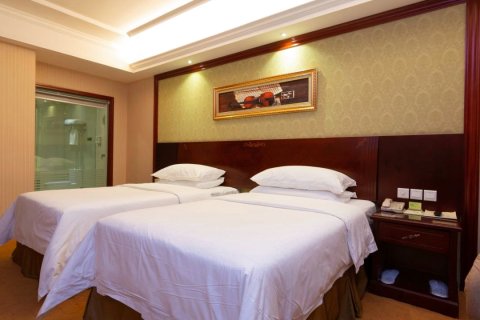 维也纳酒店(上海虹桥机场国家会展中心航新路店)