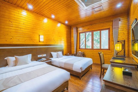 四会奇石河酒店