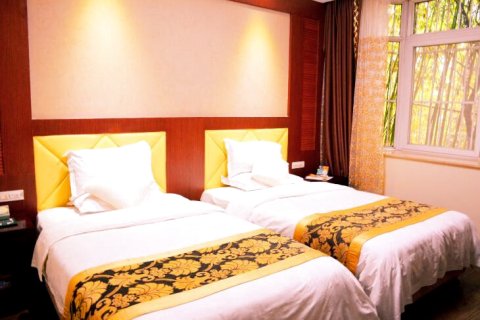 鲁山玉京温泉度假酒店