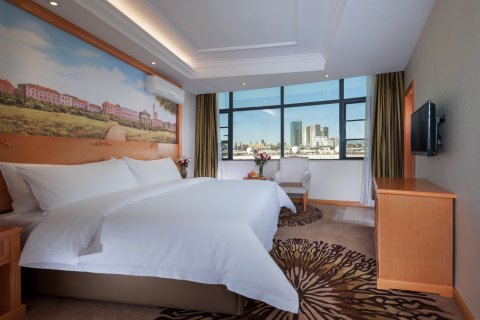 曼丹酒店(昆明延安医院人民东路店)