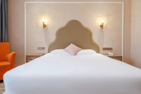 建湖皇廷国际酒店