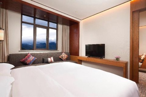 香格里拉实力希尔顿花园酒店