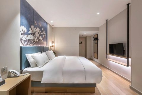 白玉兰酒店(厦门大学世茂双子塔店)