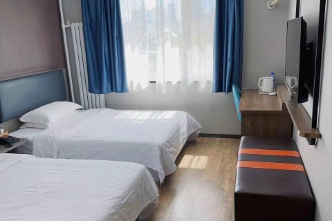 7天优品Premium(天津火车站北广场地铁站店)