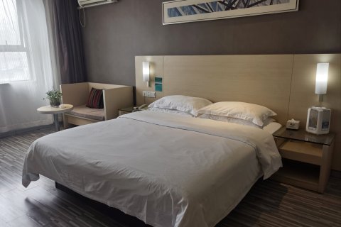 城市精品便捷酒店(岳阳火车站步行街店)