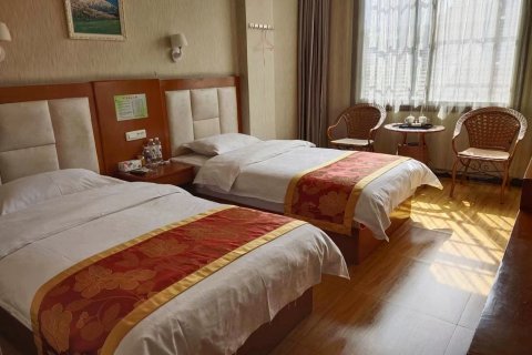 西乡鸿安酒店(鹿龄路店)