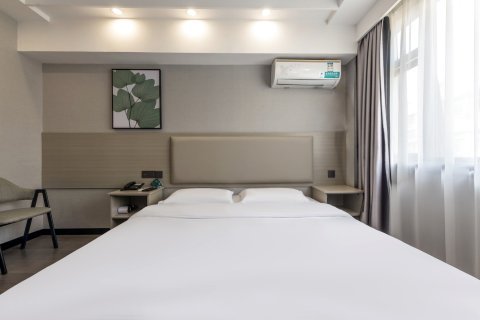 格林豪泰智选酒店(南京夫子庙常府街地铁站店)