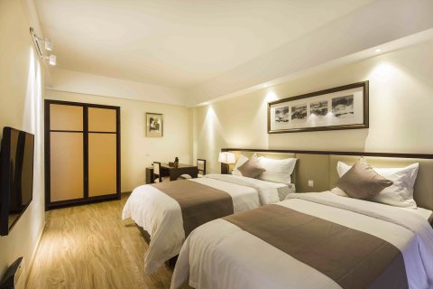 崇州街子古镇斯维登温泉度假酒店(青城山居店)