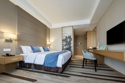 信阳華庭酒店(和美广场火车站店)