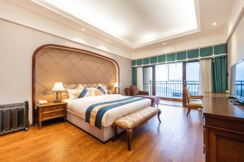 威宁天居草海度假酒店