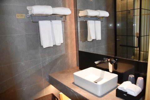 莱西豪邦大酒店