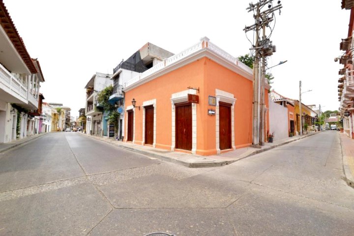 CA-1 ROOM IN GETSEMANI WITH BREAKFAST INCLUDED AND WIFI(CA-1 ROOM IN GETSEMANI WITH BREAKFAST INCLUDED AND WIFI)