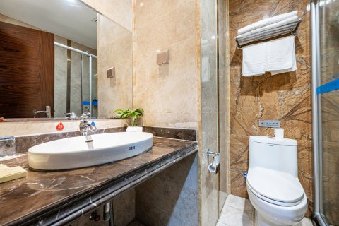 滨河大酒店(天水高铁南站店)