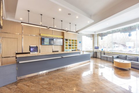 汉庭酒店(格尔木八一西路儿童公园店)