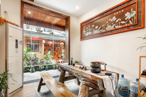 只为等你客栈(张家界火车站天门山索道站店)