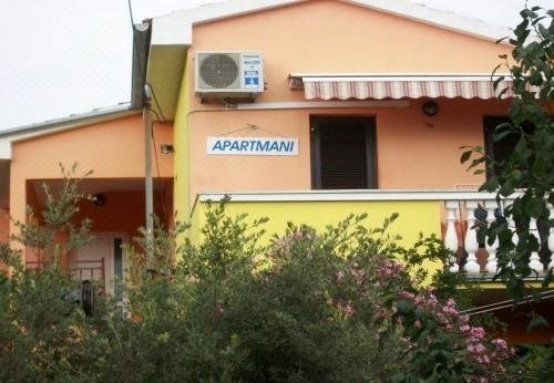 Apartments Mirjana