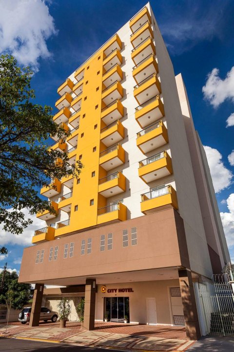 包鲁城市酒店(City Bauru Apart Hotel)