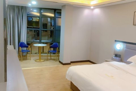 五华林枫轻奢酒店