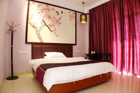 丹霞山荷塘月色客栈