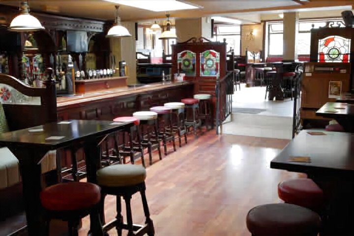 肯尼迪俱乐部杜拉姆康卓酒店(Kennedy's Pub Drumcondra)