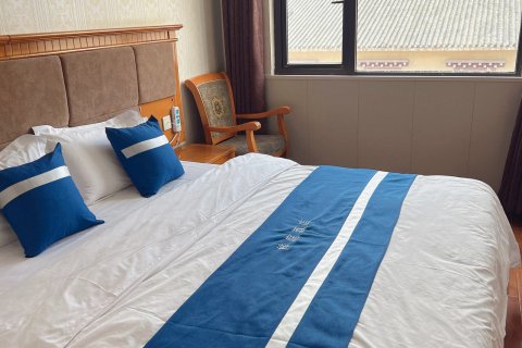 色达愿遂大酒店