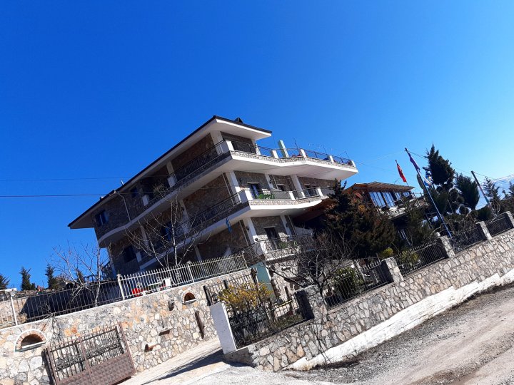 石梦奥赫里德湖景酒店(Stone Dream Ohrid Lake View)