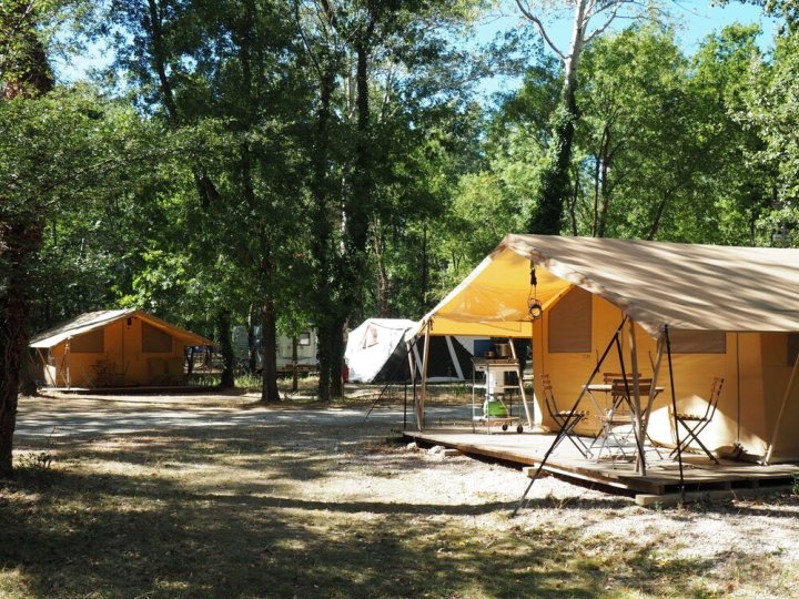 生活艺术营地旅馆(Camping l'Art de Vivre)