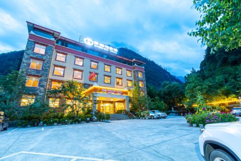 理县毕棚沟宾馆