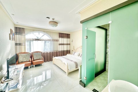 乌鲁木齐县南山晨琳度假庄园