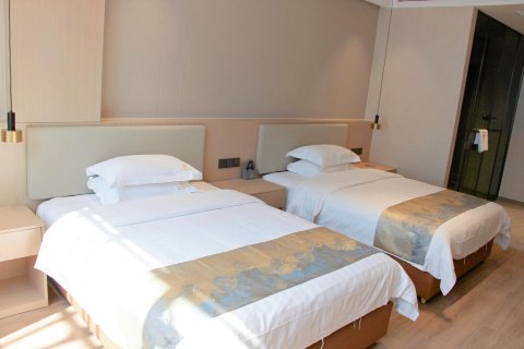 马尔康绒城假日酒店