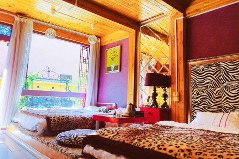 香格里拉香国之家客栈