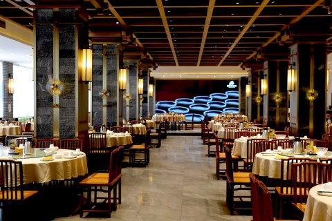 南洋铂斯酒店(东莞东城万达广场店)