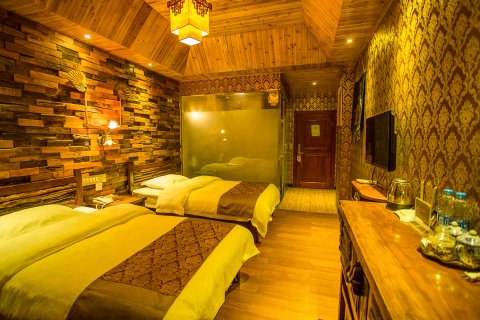 西双版纳凤尾竹客栈