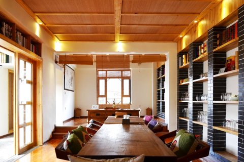 拉萨圣承书苑客栈(大昭寺八廓街店)