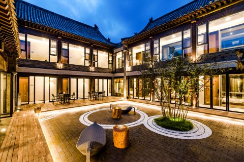 山居晓隐民宿(泰山景区红门登山口店)