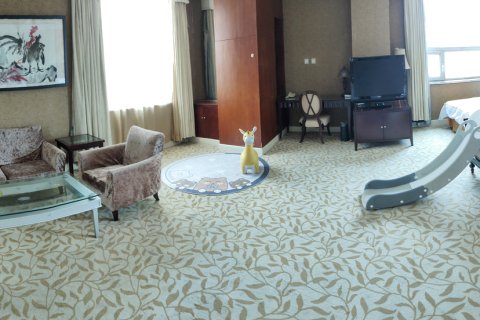 金鼎国际大酒店(步行街火车站店)