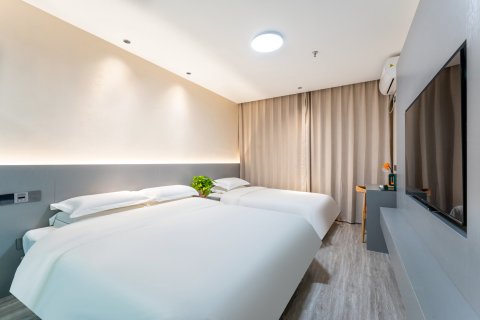 速8优选酒店(盘锦汇美家饰广场店)