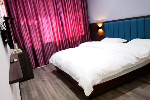 兴城鸿瑞达宾馆