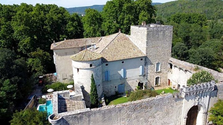 巴斯蒂特住宿加早餐旅馆(Chateau de la Bastide)