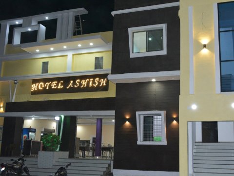 Hotel Ashish