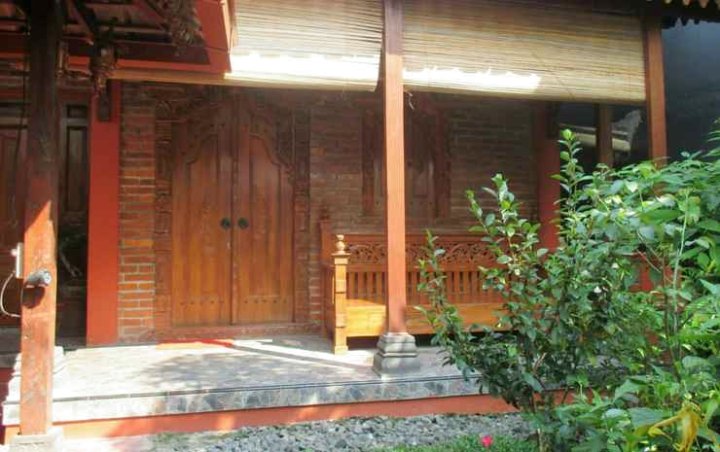 鲁玛优齐旅馆(Rumah Ukhi)