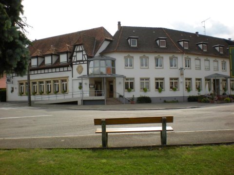 星星餐厅酒店(Hôtel Restaurant À l'Etoile)