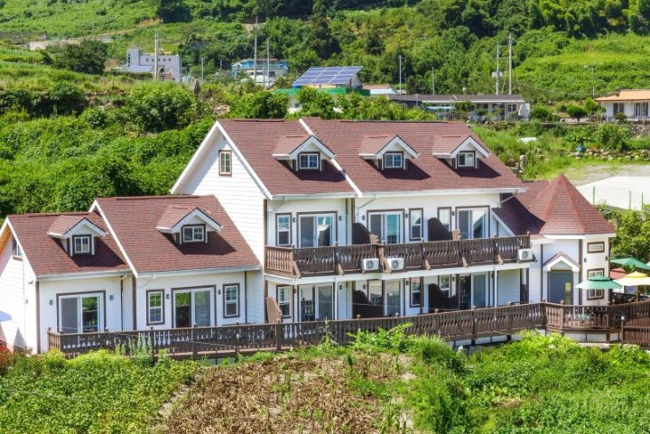 巨济露台旅馆(Geoje Patio Pension)