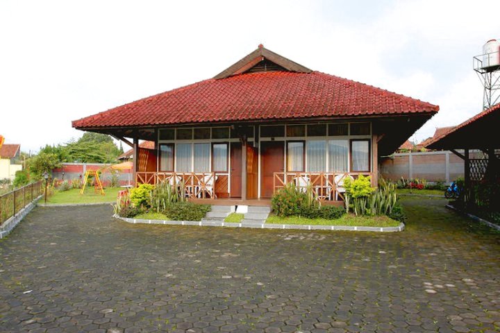 庞多克佩索纳伦邦酒店(Pondok Pesona Lembang)