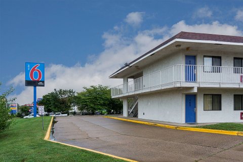 维珍尼亚弗雷德里克斯堡 - 北 6 号汽车旅馆(Motel 6 Fredericksburg, VA - North)