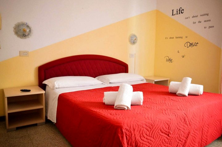 New Hotel Cirene Comfort Double room and full pension package