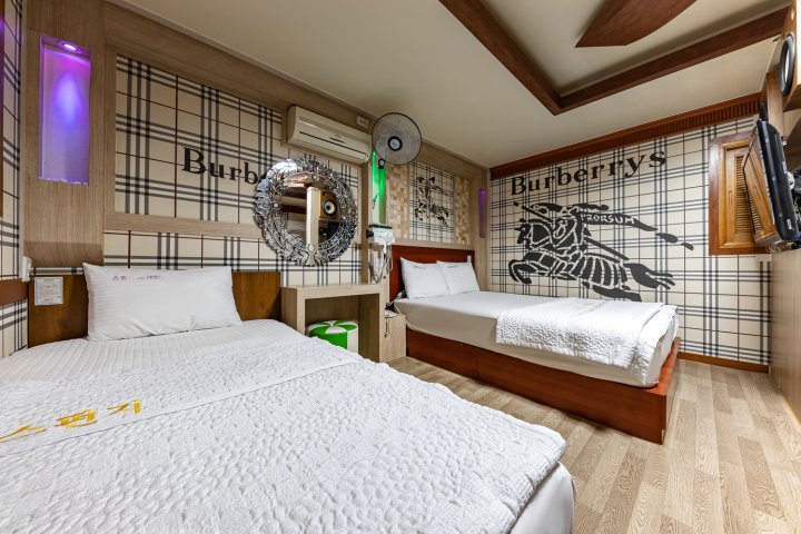 Gumi Wonpyeongdong Sponge Motel