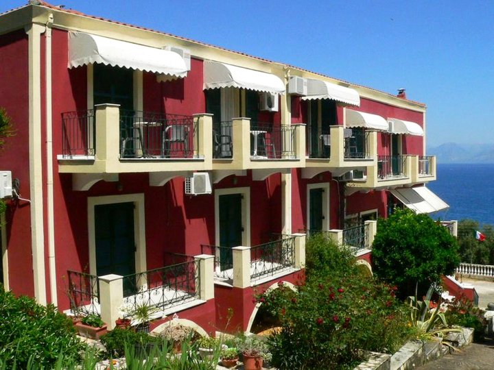 Room in BB - Apraos Bay Hotel in Kalamaki Beach, 100m from The Lovely Sandy Beach