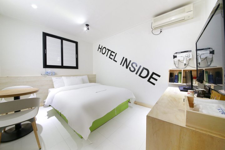 Suwon Hotel Inside