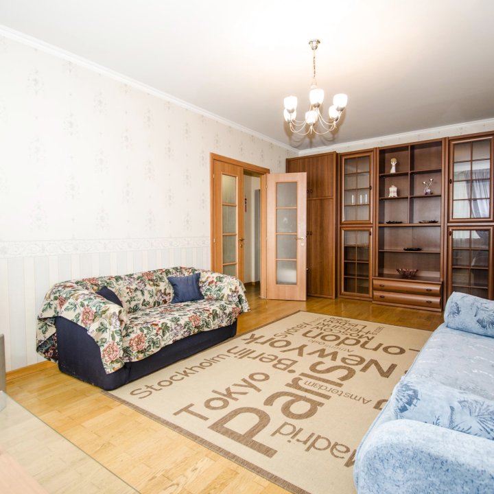 Renter2000 on Novy Arbat Street 16